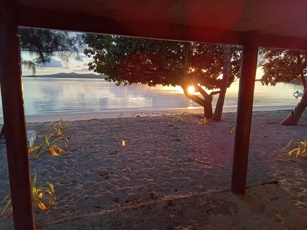 Yasawa Homestays Naisisili Exterior foto